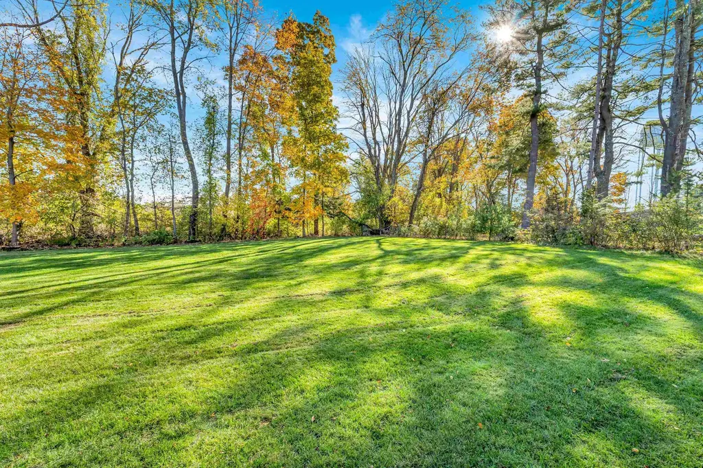 5 Sunset Lane Brentwood NH 03833