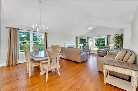 5 Sunset Lane Brentwood NH 03833