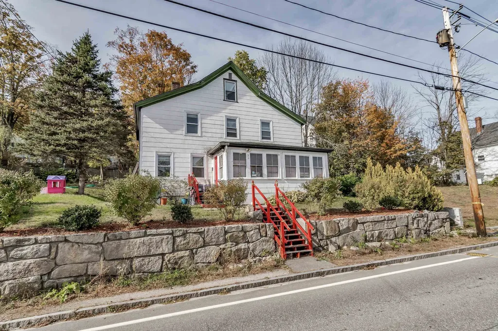 25 Main Street Greenville NH 03048