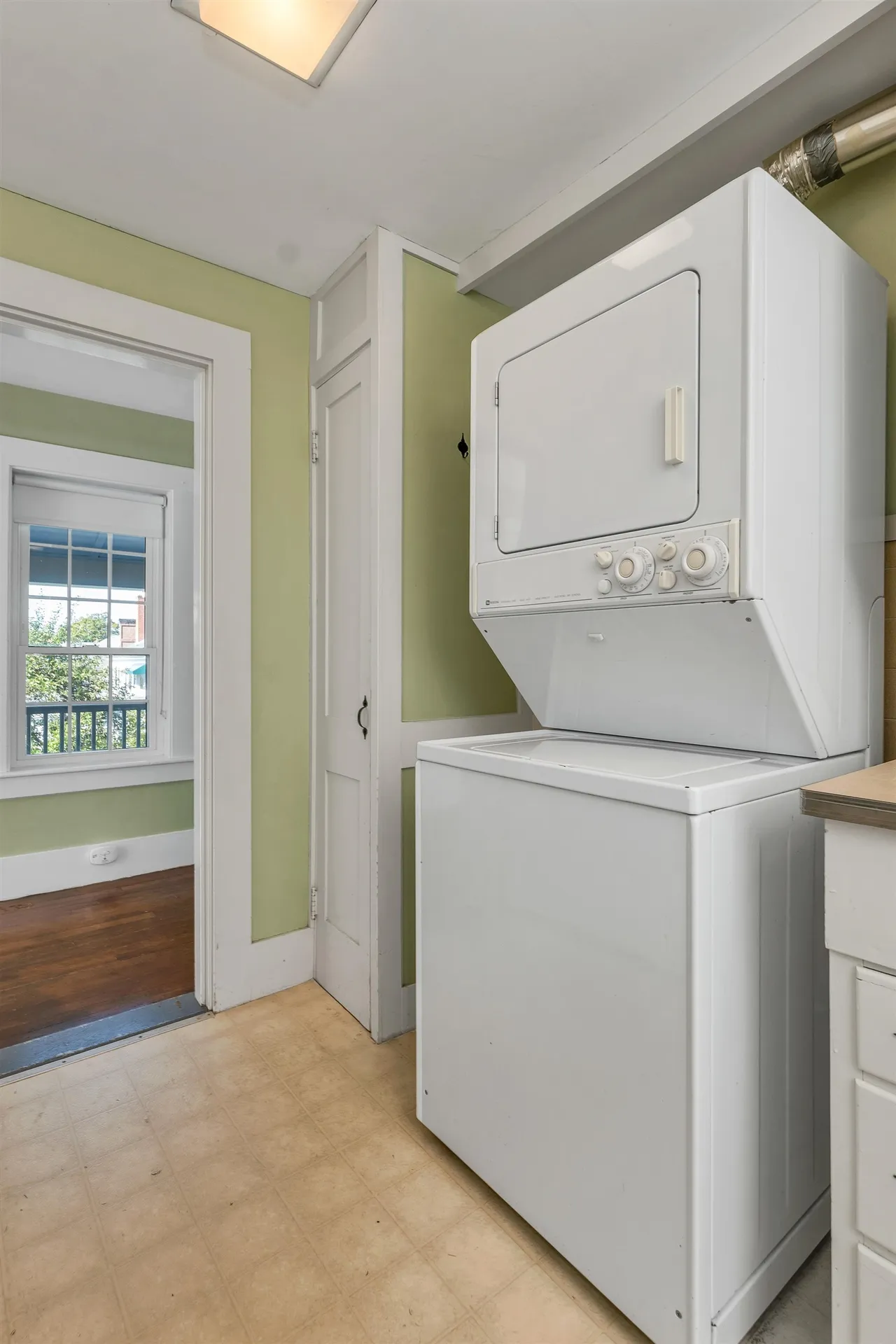 79 South Main Street Wolfeboro NH 03894