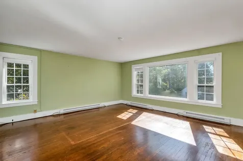 79 South Main Street Wolfeboro NH 03894