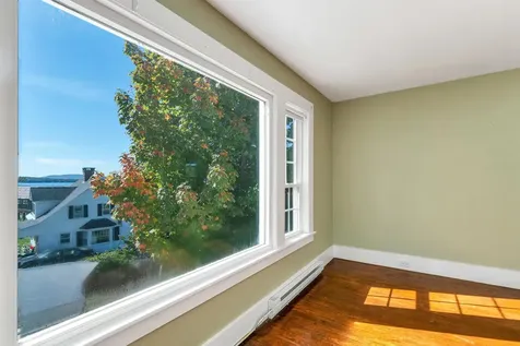 79 South Main Street Wolfeboro NH 03894