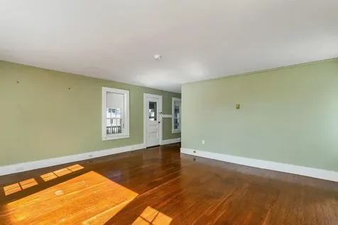 79 South Main Street Wolfeboro NH 03894