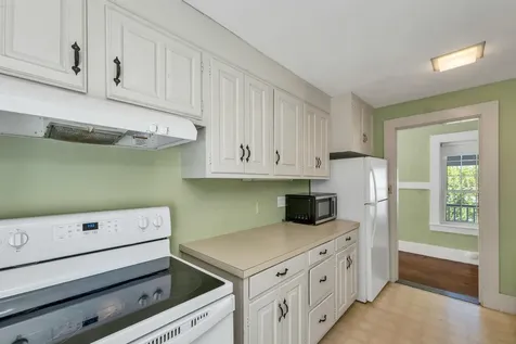 79 South Main Street Wolfeboro NH 03894