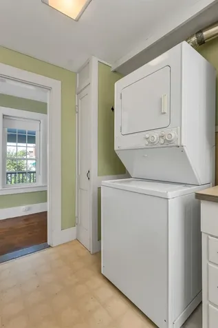 79 South Main Street Wolfeboro NH 03894