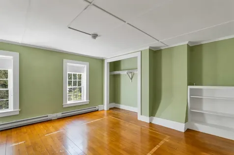 79 South Main Street Wolfeboro NH 03894