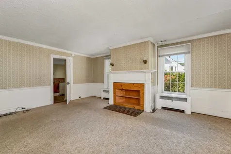 79 South Main Street Wolfeboro NH 03894