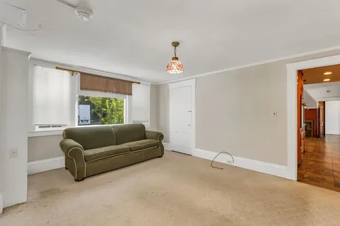 79 South Main Street Wolfeboro NH 03894