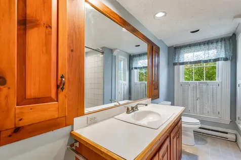 79 South Main Street Wolfeboro NH 03894