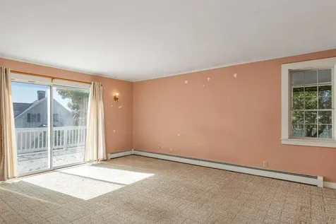 79 South Main Street Wolfeboro NH 03894