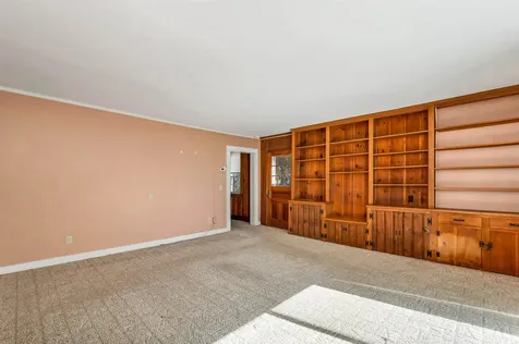 79 South Main Street Wolfeboro NH 03894