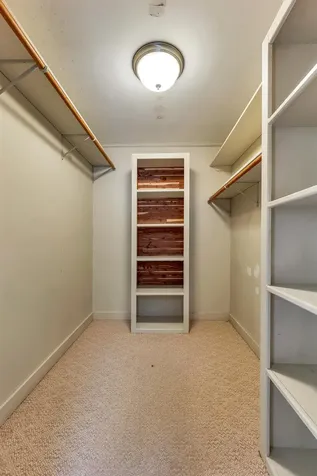 79 South Main Street Wolfeboro NH 03894