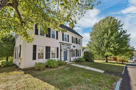 79 South Main Street Wolfeboro NH 03894