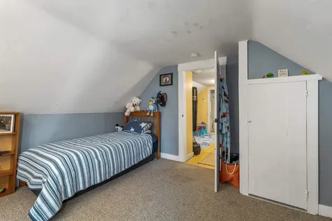 96 Clinton Street Laconia NH 03246