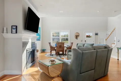 39 Kibrel Court Sandown NH 03873