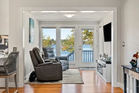 39 Kibrel Court Sandown NH 03873