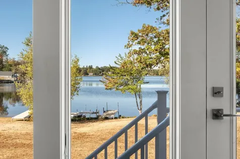 39 Kibrel Court Sandown NH 03873