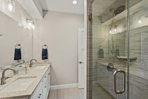 39 Kibrel Court Sandown NH 03873