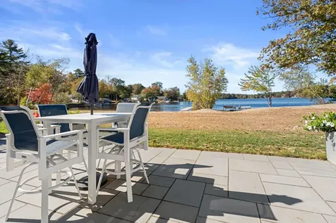 39 Kibrel Court Sandown NH 03873