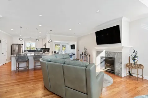 39 Kibrel Court Sandown NH 03873