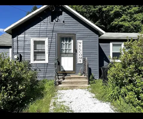 1873 Old River Road Hartford VT 05001