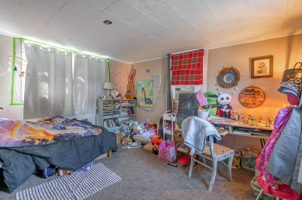 11 Main Street Greenville NH 03048