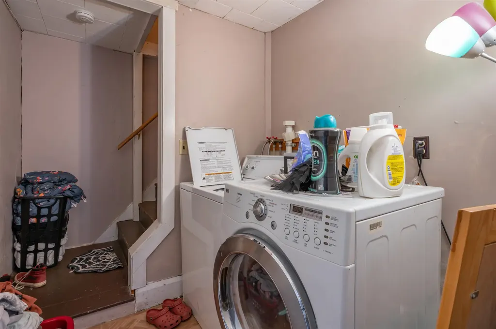 11 Main Street Greenville NH 03048