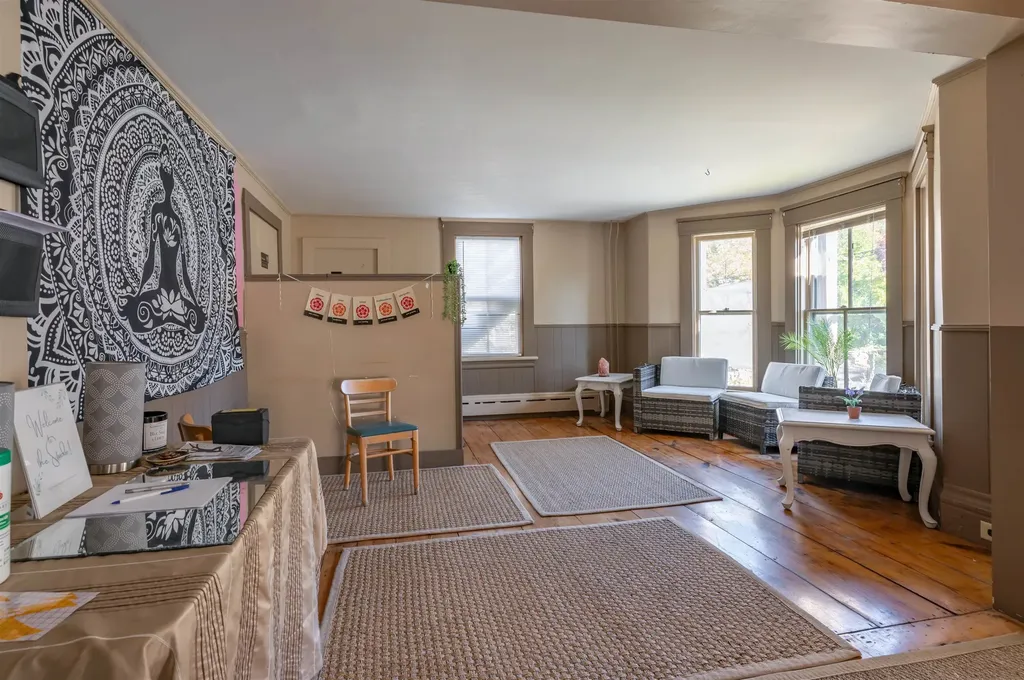 11 Main Street Greenville NH 03048