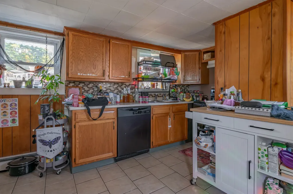 11 Main Street Greenville NH 03048