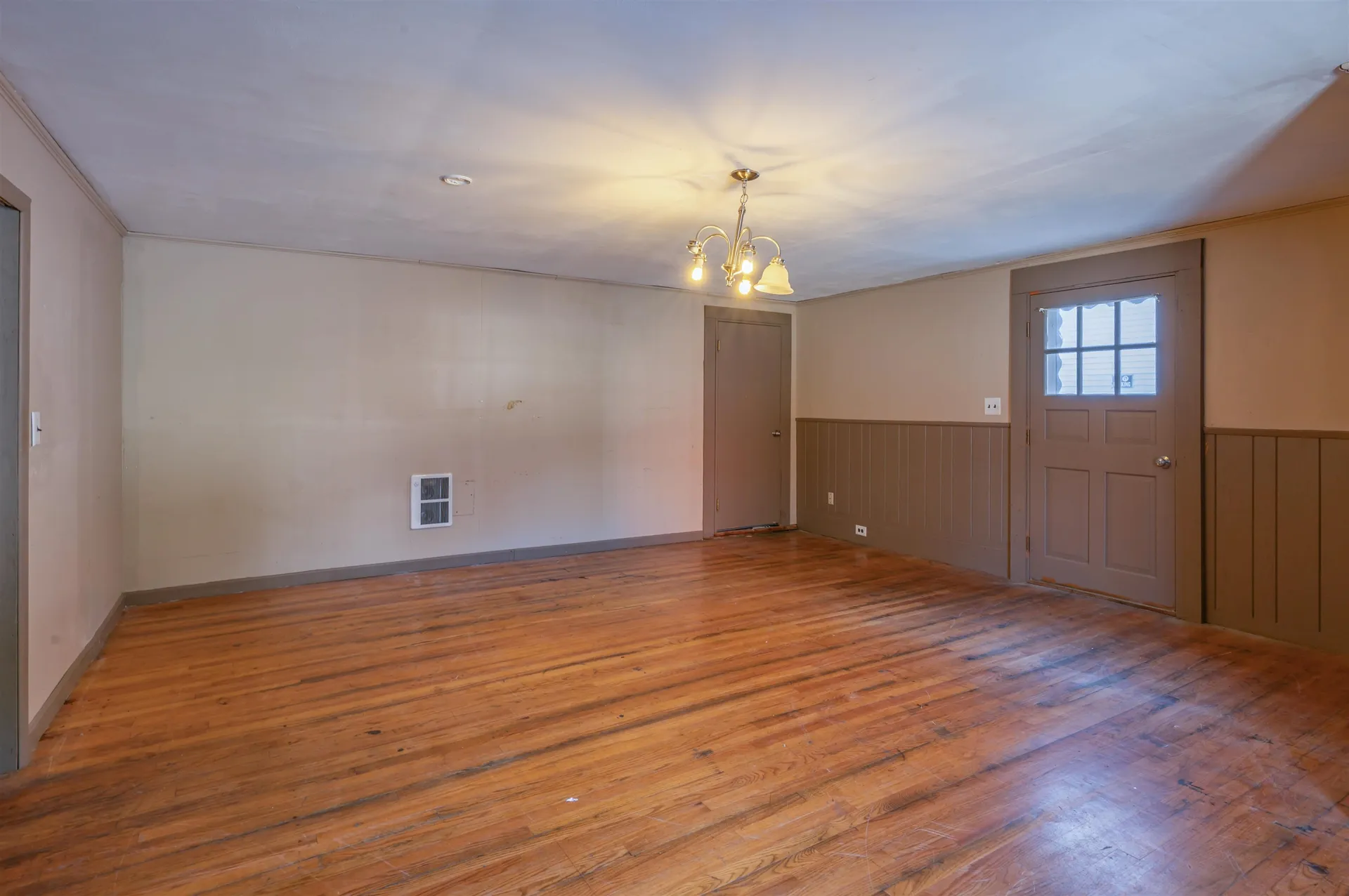 11 Main Street Greenville NH 03048