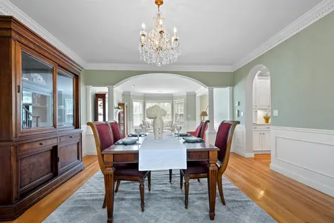 8 Arcadia Lane Salem NH 03079