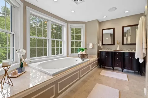 8 Arcadia Lane Salem NH 03079