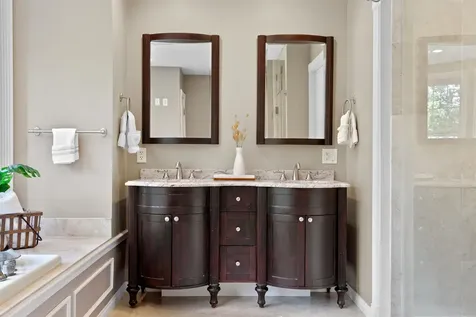 8 Arcadia Lane Salem NH 03079