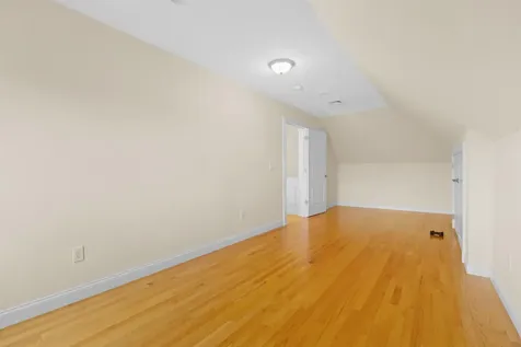 8 Arcadia Lane Salem NH 03079