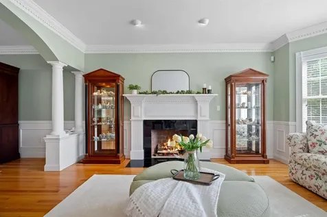 8 Arcadia Lane Salem NH 03079