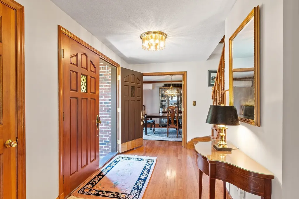 5 Stephanie Drive Pelham NH 03076