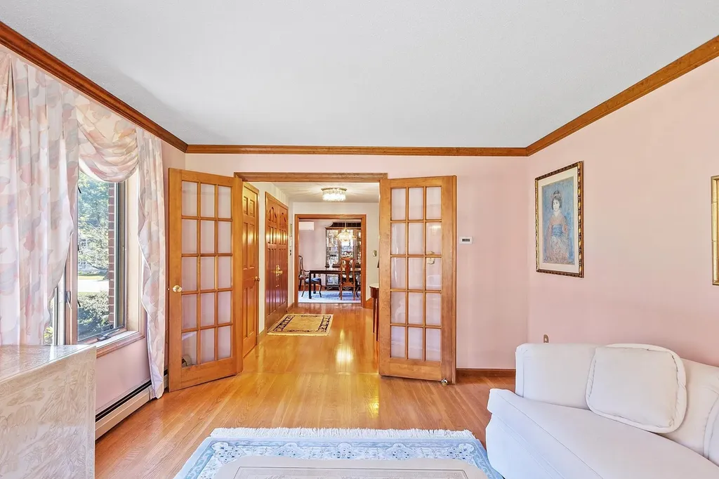 5 Stephanie Drive Pelham NH 03076