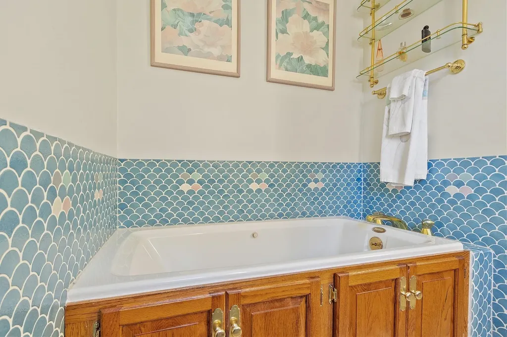 5 Stephanie Drive Pelham NH 03076