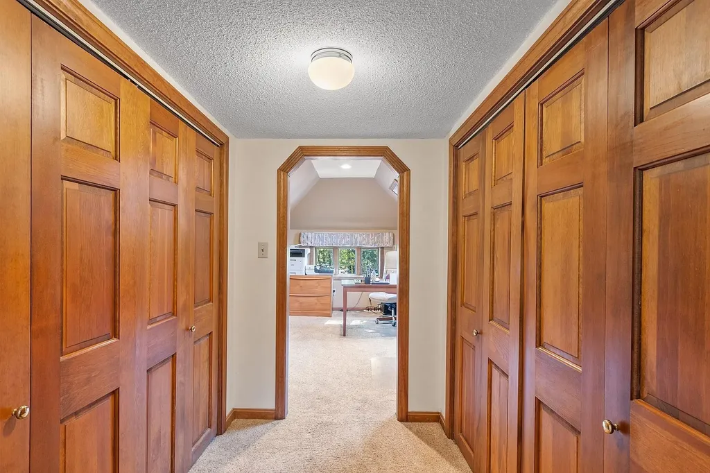 5 Stephanie Drive Pelham NH 03076