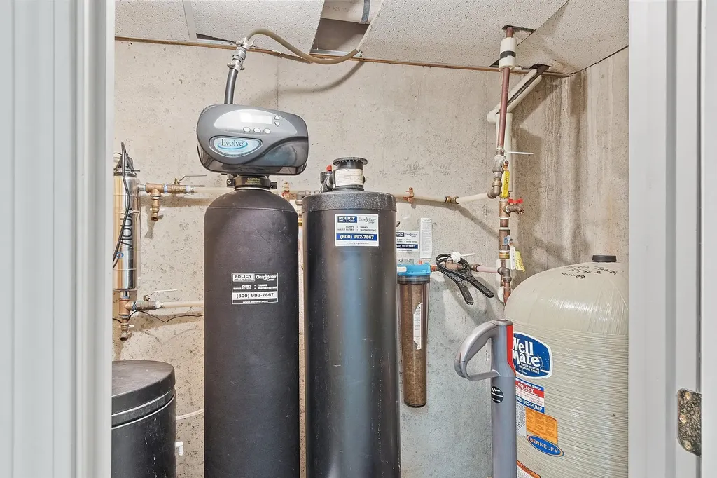 5 Stephanie Drive Pelham NH 03076