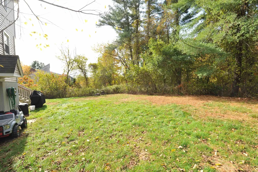 97 Kendall Pond Road Windham NH 03087