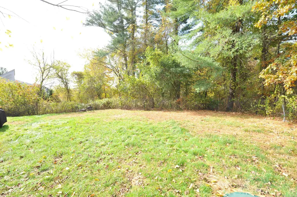 97 Kendall Pond Road Windham NH 03087