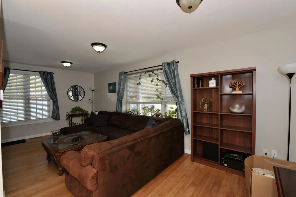 97 Kendall Pond Road Windham NH 03087