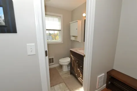 97 Kendall Pond Road Windham NH 03087