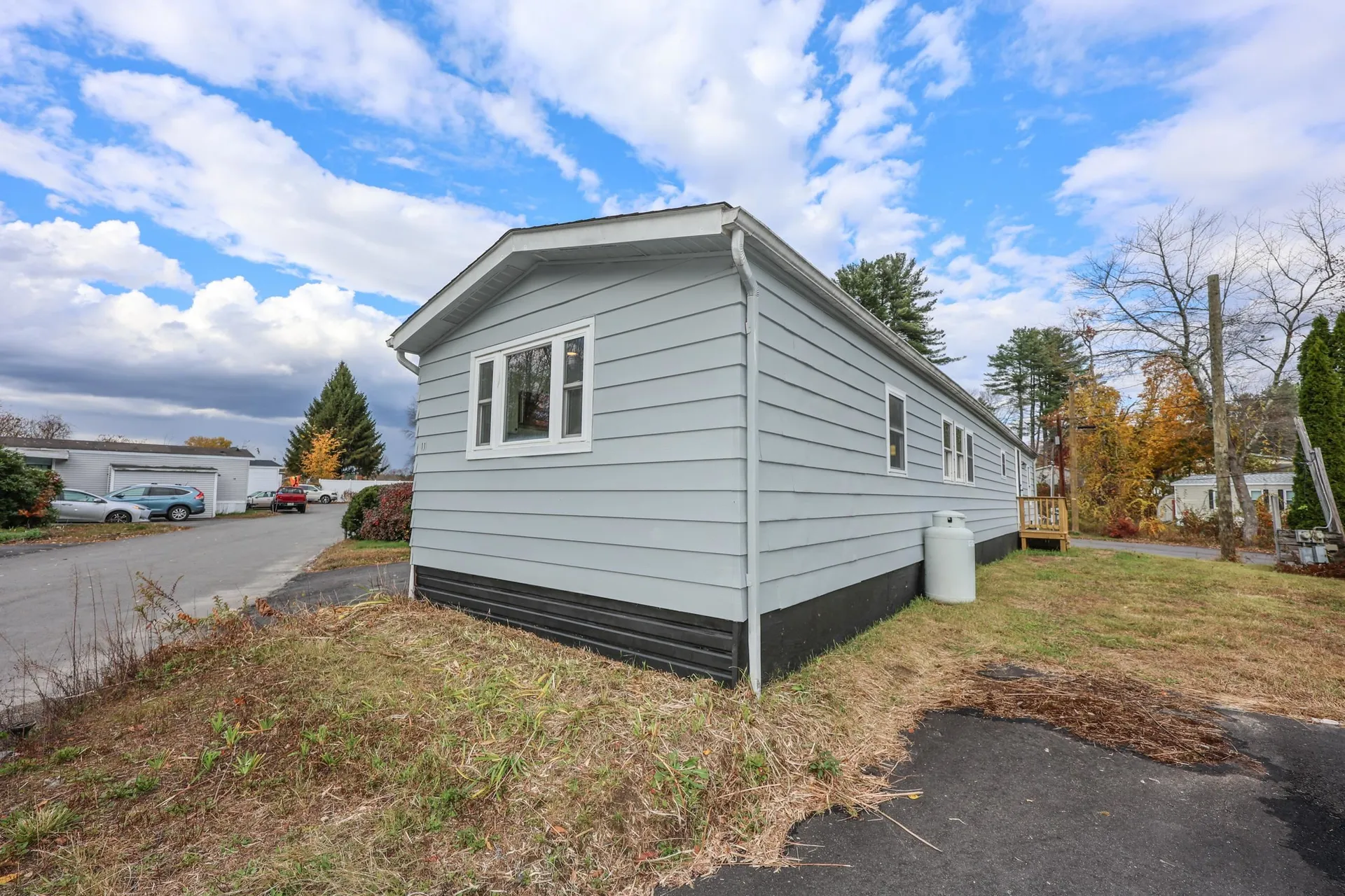 11 Bradford Drive Litchfield NH 03052