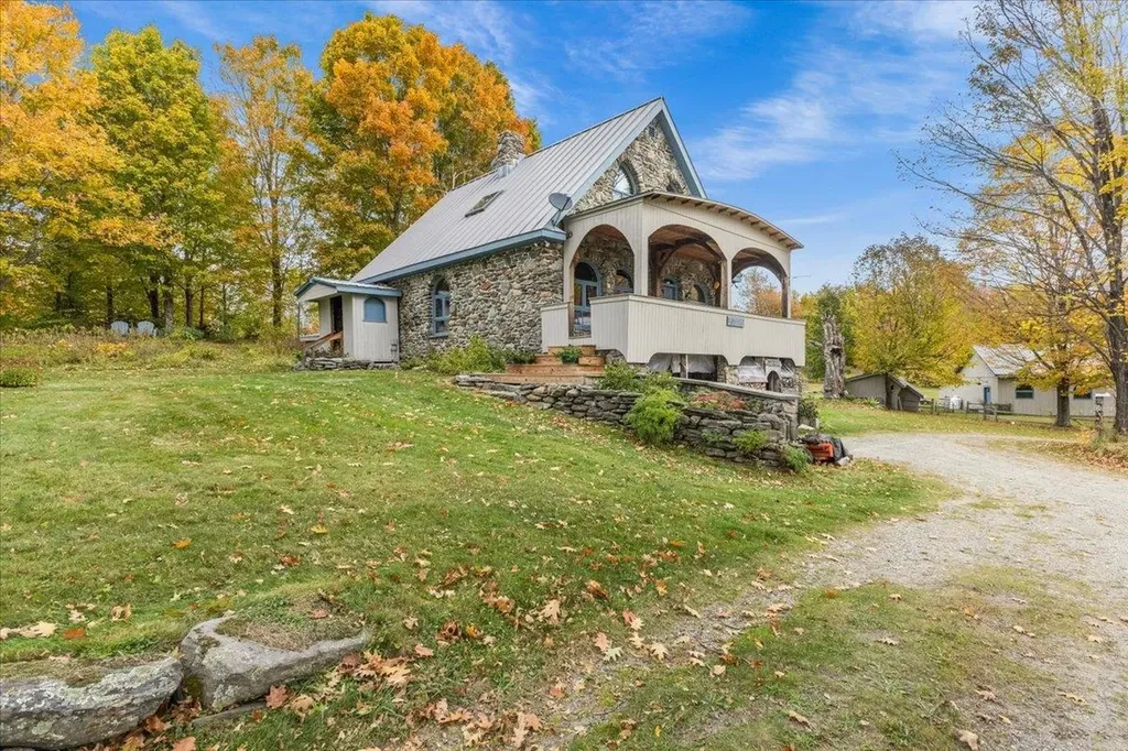 236-241 Loftfield Drive Cambridge VT 05444