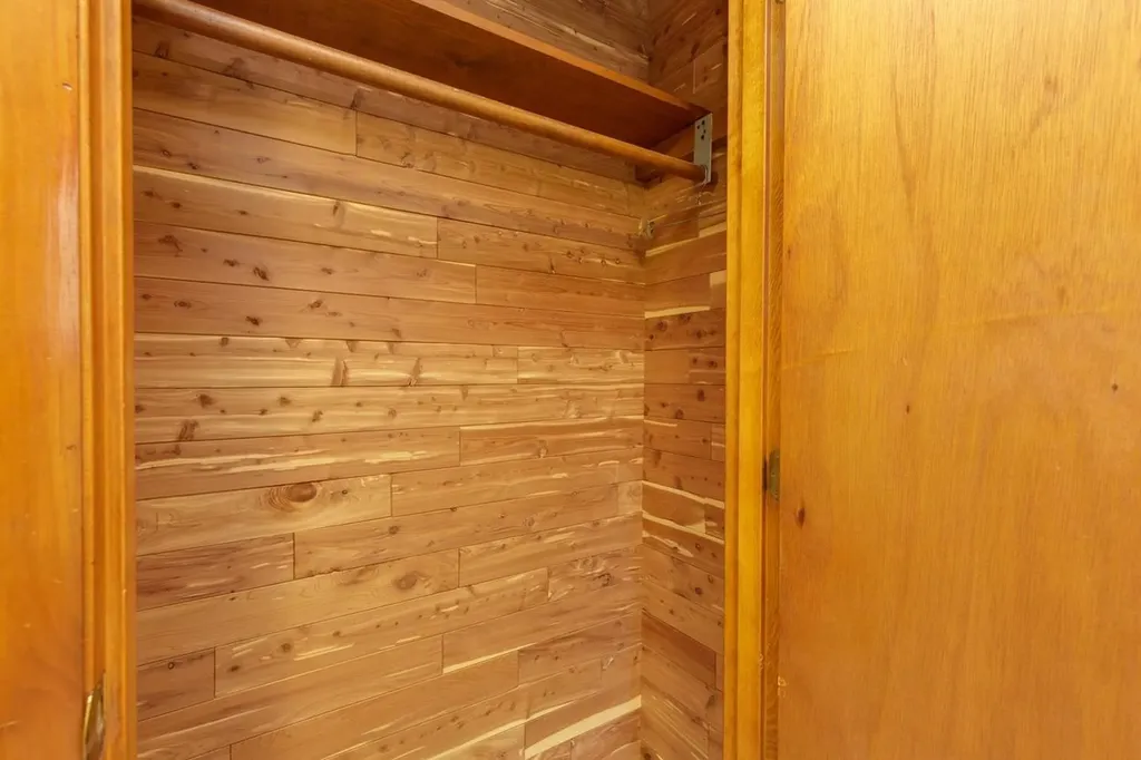 10 Dutton Road Pelham NH 03076