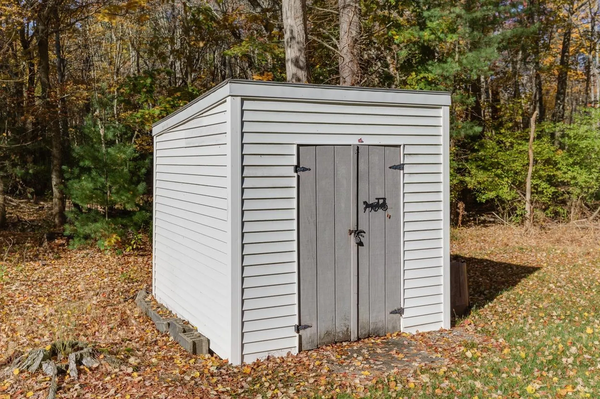 10 Dutton Road Pelham NH 03076