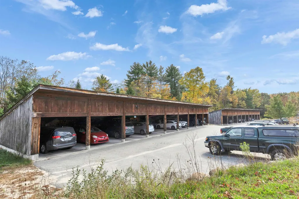 100A Steele Road Peterborough NH 03458