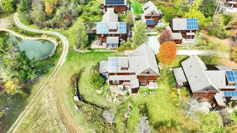 100A Steele Road Peterborough NH 03458